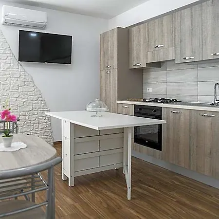 Bed and breakfast Athena 3*