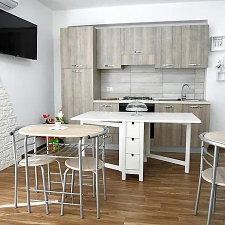 Bed and breakfast Athena 3*